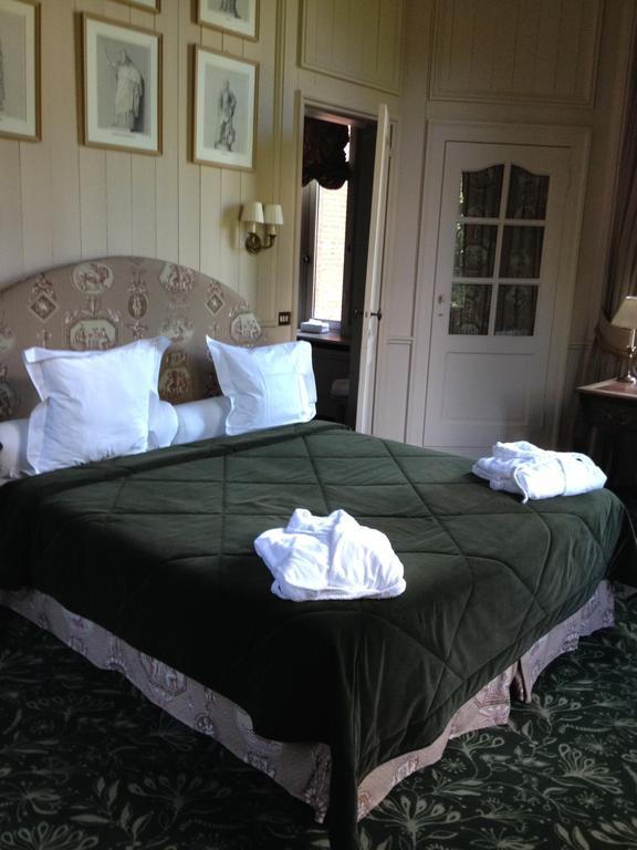 B&B Exclusive Guesthouse Chateau De Spycker Brygge Rum bild